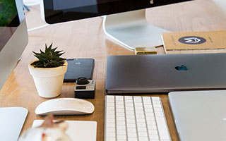 AYX官网-欧洲足坛转会新风向：超级巨星纷纷加盟豪门，欧洲足坛转会汇总