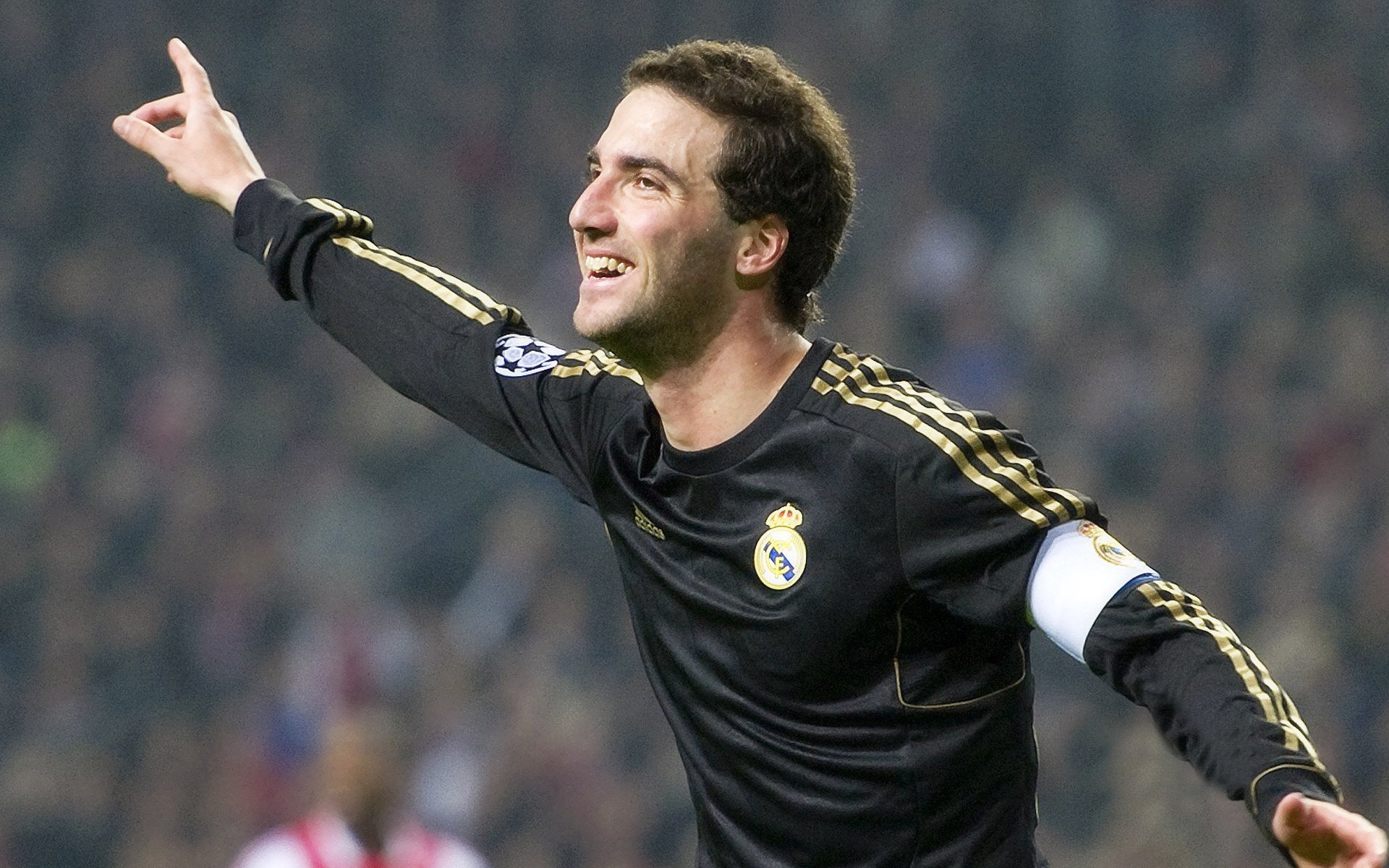 爱游戏体育app-摩洛哥队在巴黎奥运会男足比赛中表现出色，赢得银牌，摩洛哥足球队主力