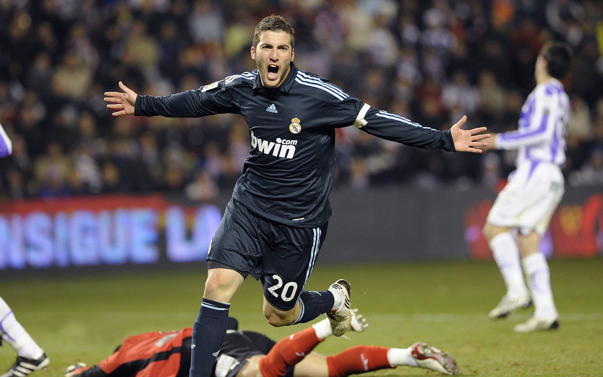 《Valorant国际巡回赛，冠军之争进入白热化》，valorant比赛规则